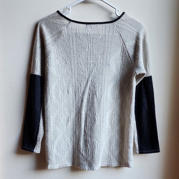 Monteau Light Gray/Black Scoop Neck Sweater Size Small - Picture 15 of 16